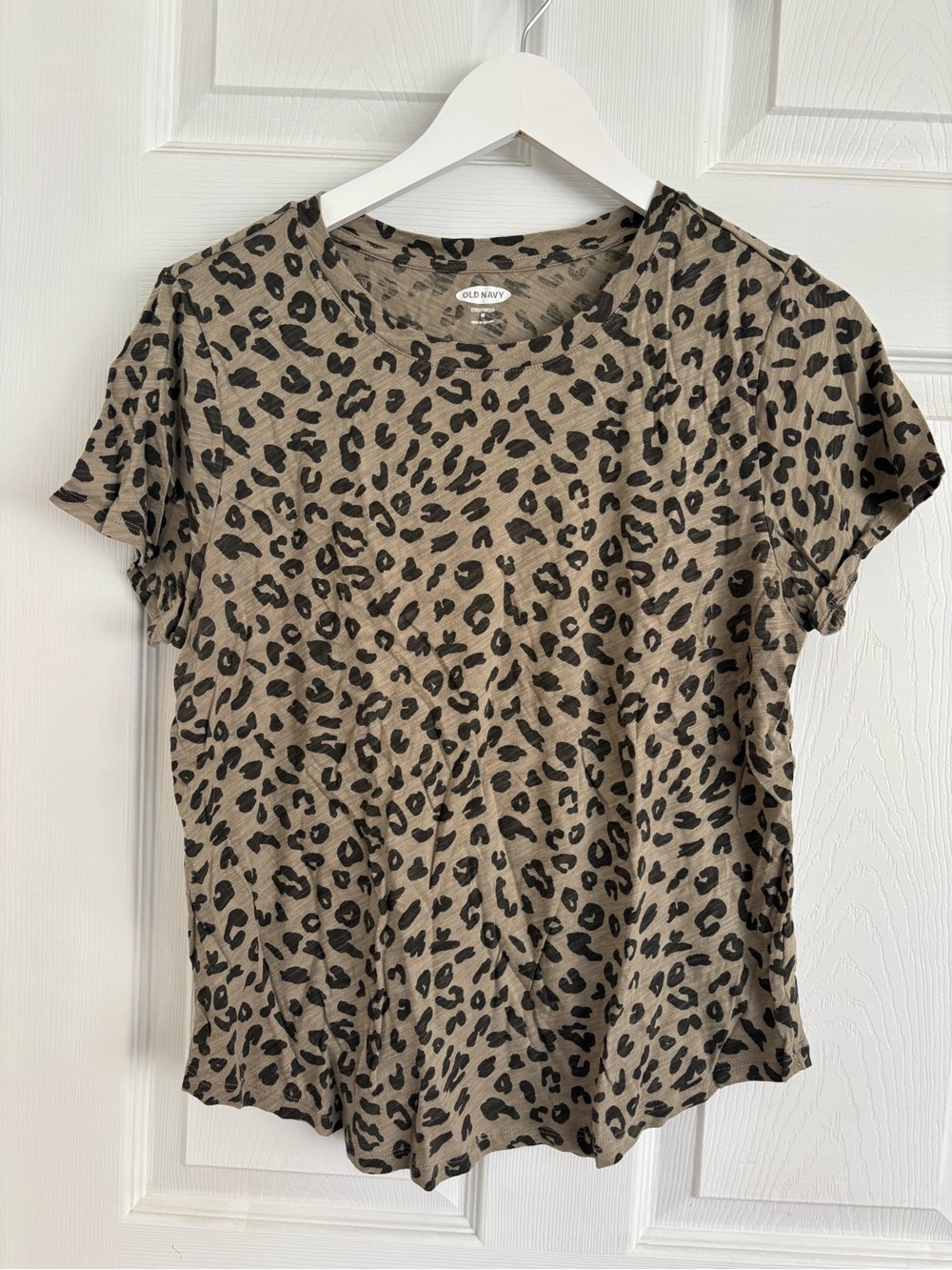 Old Navy Taupe and Black Leopard Short Sleeve Tee